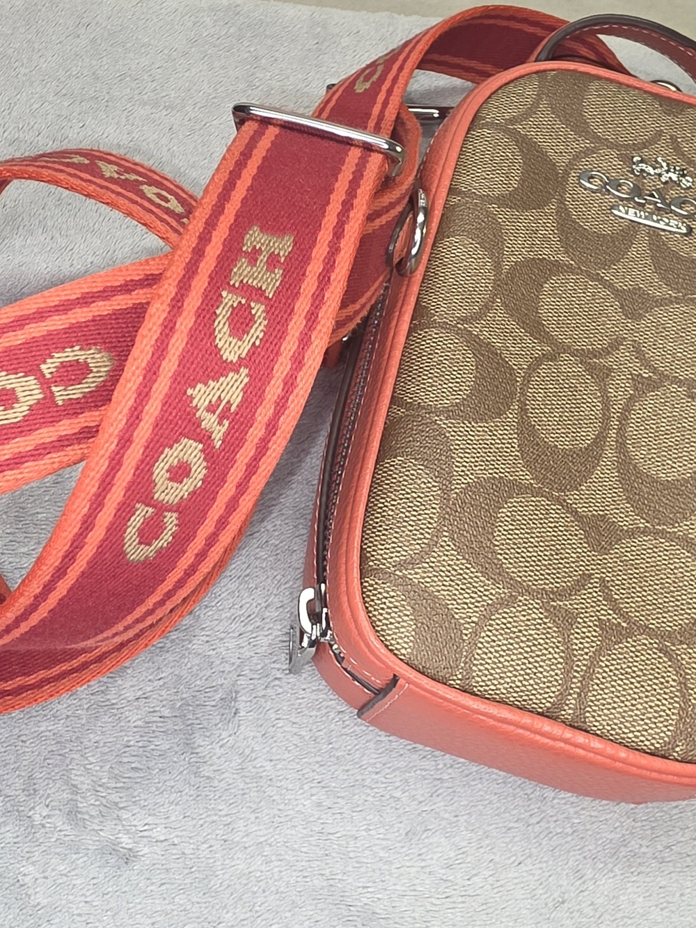 Coach Eva Phone Signature Canvas Crossbody Bag in Brown/coral # 89 - Picture 2 of 9